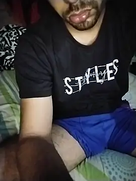 Snapshot of ashtoncooperr chatting on 11.08.25 ashtoncooperr online show from 11.08.25