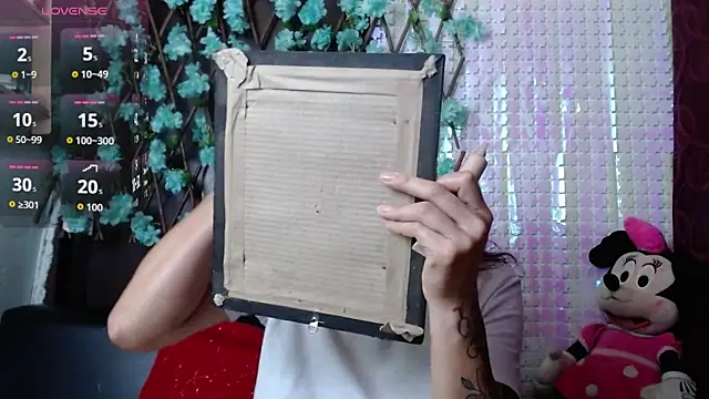 darling hott online show from 09.15.25