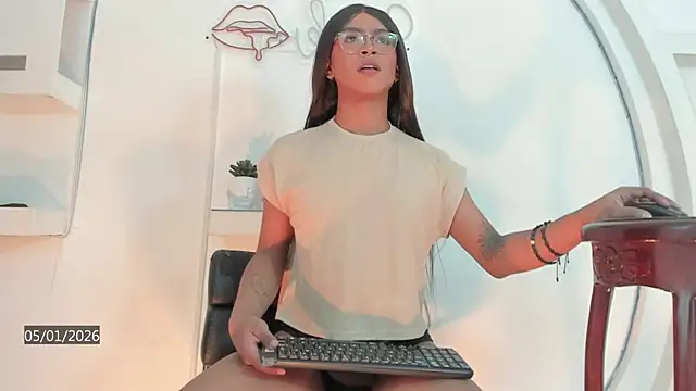 Vicky Hottman online show from 01.05.26