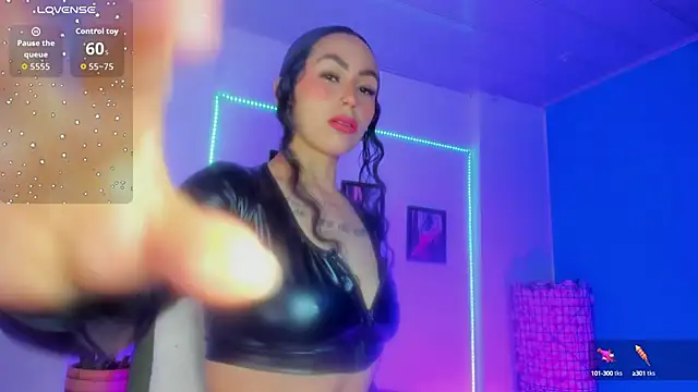 Snapshot of brithanygate chatting on 09.24.25 brithanygate online show from 09.24.25