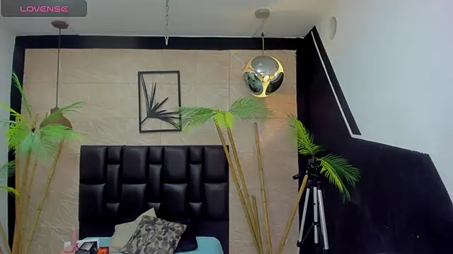 alana bonny online show from 04.10.26