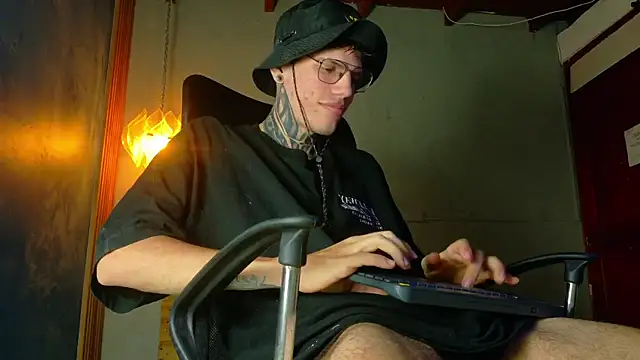 david huge online show from 05.08.26