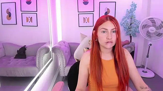 Alicia leclair online show from 11.22.25