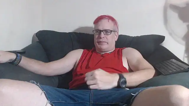 Snapshot of nerdy6 chatting on 11.30.25 nerdy6 online show from 11.30.25