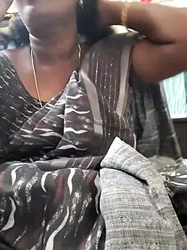 Snapshot of tamil_Nathi chatting on 11.22.25 tamil Nathi online show from 11.22.25