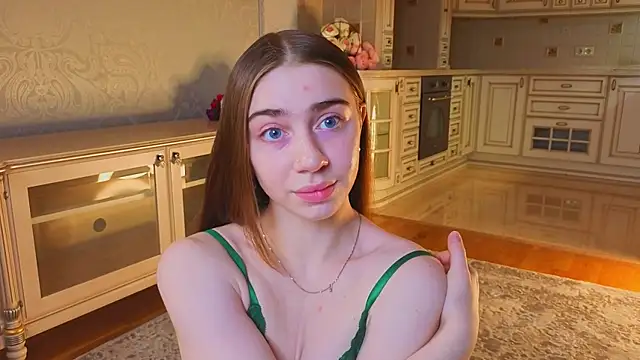 EadlinGillim online show from 10.04.25