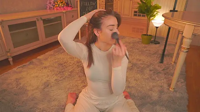 EadlinGillim online show from 04.20.26