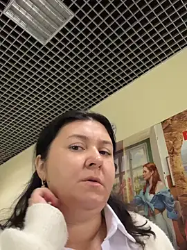 Liza Will online show from 10.19.25