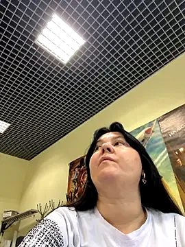 Liza Will online show from 11.28.25