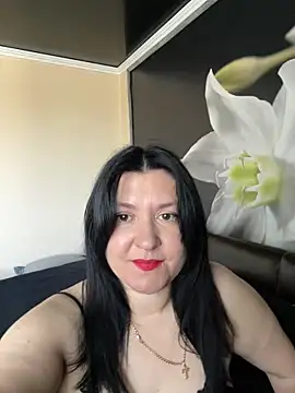 Liza Will online show from 05.08.26