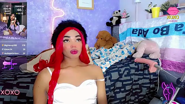 Snapshot of Aishasexy18 chatting on 11.25.25 Aishasexy18 online show from 11.25.25