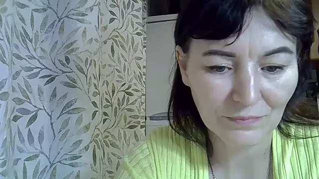 Krystal 82 online show from 02.02.26