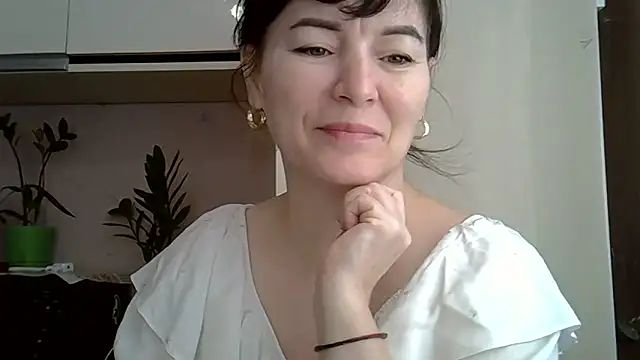 Krystal 82 online show from 02.07.26