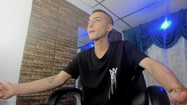 Snapshot of Dereck_Boy8 chatting on 09.12.25 Dereck Boy8 online show from 09.12.25