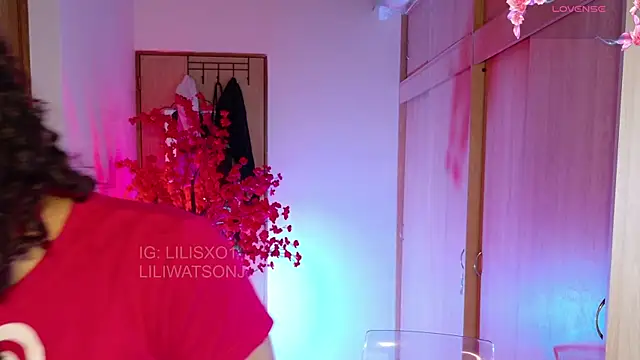 lilijwatson online show from 04.09.26