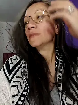 Chriss girl of imaginatio online show from 11.09.25