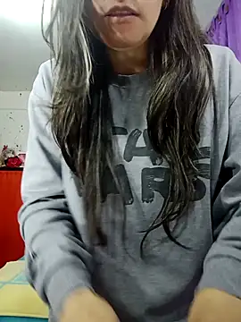 Chriss girl of imaginatio online show from 11.28.25