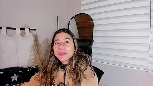 Rachell criss online show from 11.06.25