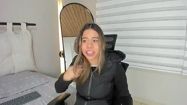 Rachell criss online show from 11.29.25