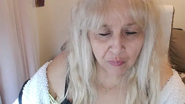 SusiLifeXXX online show from 10.08.25