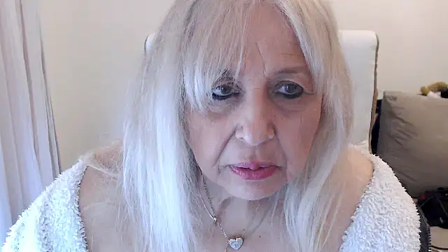 SusiLifeXXX online show from 01.05.26