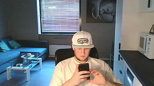 Dartanjanas13 online show from 09.12.25