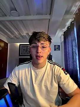 Justin trevor1 online show from 10.04.25