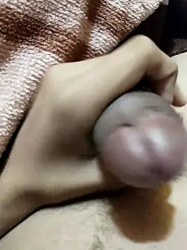 Snapshot of saneer69tew chatting on 09.08.25 saneer69tew online show from 09.08.25