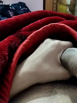 Snapshot of saneer69tew chatting on 02.21.26 saneer69tew online show from 02.21.26