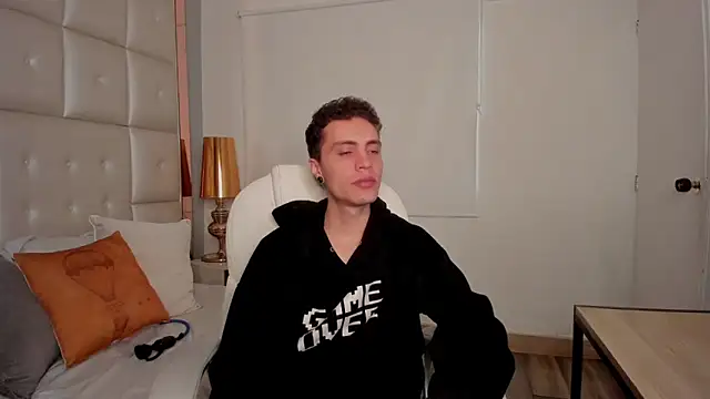 dark sun302 online show from 09.17.25