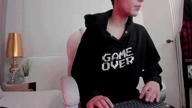 dark sun302 online show from 10.15.25