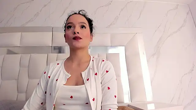 Maia Park online show from 01.09.26