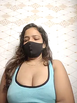 Snapshot of SonY-CaM2 chatting on 11.15.25 SonY-CaM2 online show from 11.15.25