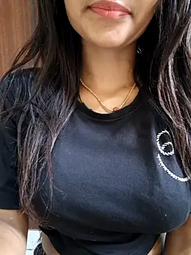Snapshot of Raj-kumari chatting on 05.29.26 Raj-kumari online show from 05.29.26