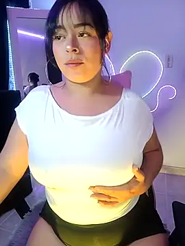 Danniela20 online show from 09.11.25