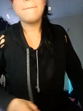 Snapshot of Danniela20 chatting on 02.23.26 Danniela20 online show from 02.23.26