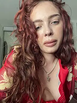 Snapshot of Hannah_xBaby chatting on 10.26.25 Hannah xBaby online show from 10.26.25