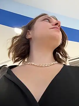 lucy-joy online show from 09.25.25