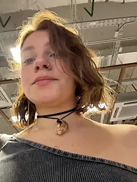 lucy-joy online show from 10.15.25