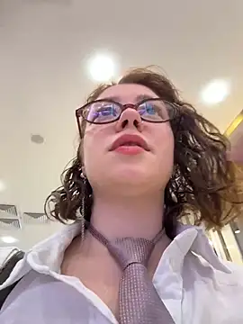 lucy-joy online show from 10.16.25