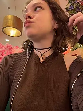 lucy-joy online show from 11.01.25