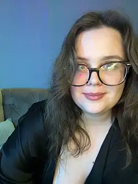 Snapshot of MariaMirabella chatting on 04.23.26 MariaMirabella online show from 04.23.26