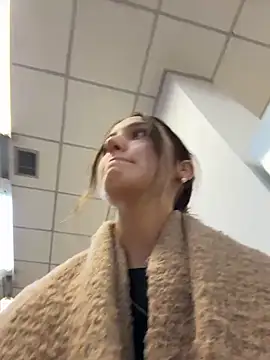 DollyTall online show from 10.14.25