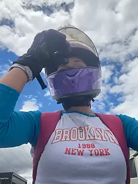 Camilla Miller01 online show from 04.07.26