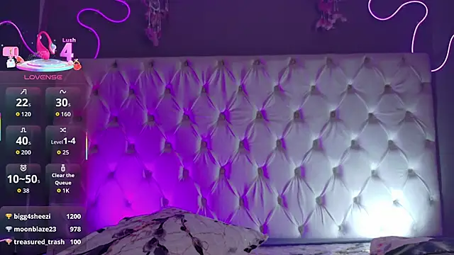 Megan  cole1 online show from 10.06.25