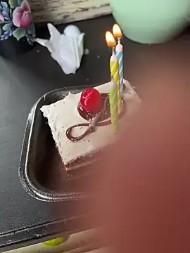 KoraSweett online show from 11.29.25