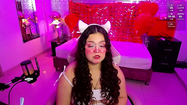 Snapshot of ShylySweet chatting on 02.17.26 ShylySweet online show from 02.17.26