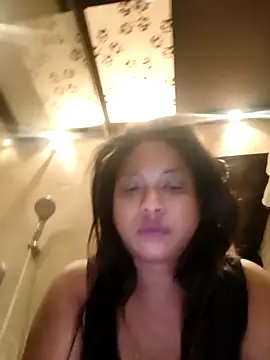 hornyzinia123 online show from 04.19.26