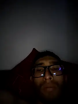 Snapshot of Duvanelnari chatting on 06.15.26 Duvanelnari online show from 06.15.26