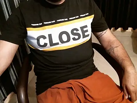 Snapshot of bigthickcockdad chatting on 02.04.26 bigthickcockdad online show from 02.04.26